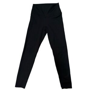 NWOT OFFLINE By Aerie Real Me women’s high-waisted legging size XS Short